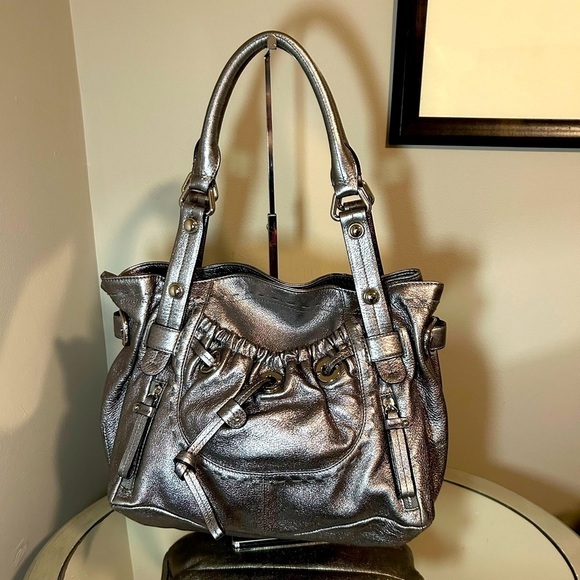 b. makowsky Handbags - Gently Used B. MAKOWSKY Silver Leather Shoulder Bag.